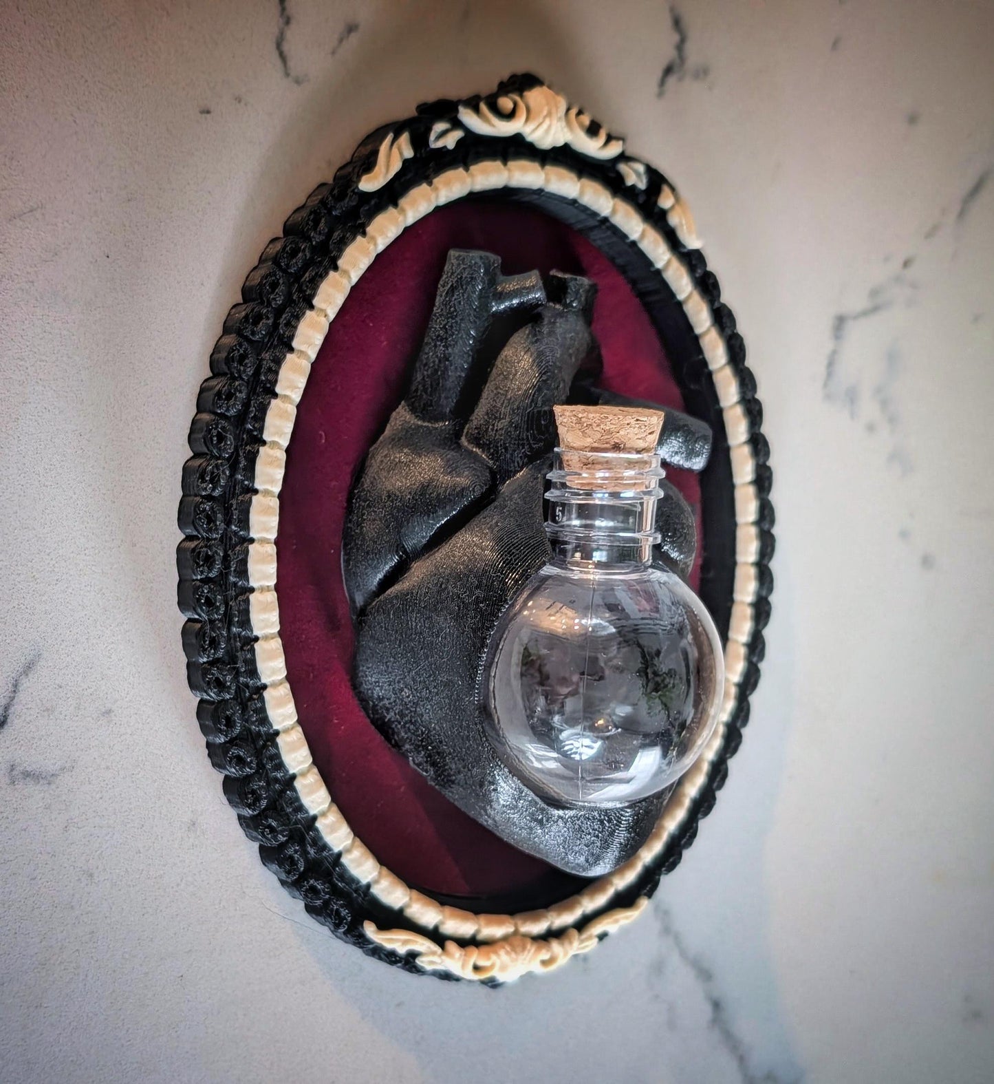 The Magnetic Heart Vessel Trinket Holder