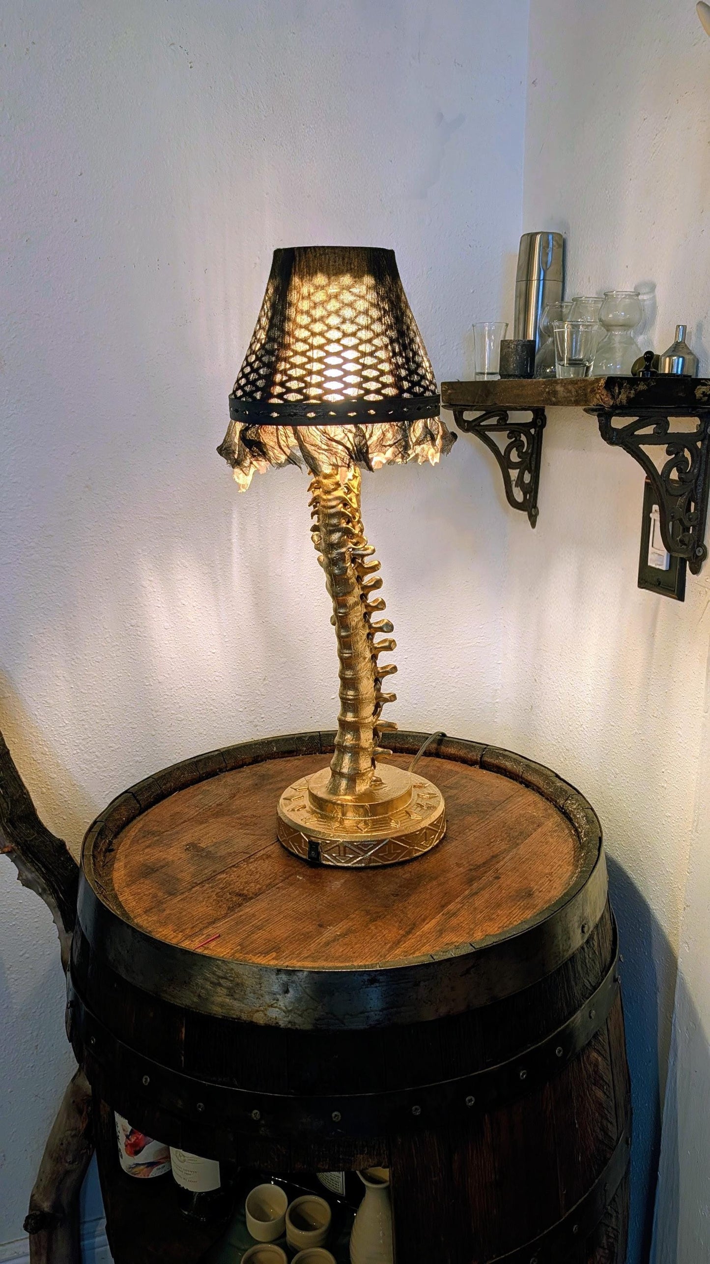 Handmade Gothic Spine Lamp – Gold Vertebrae Skeleton Light