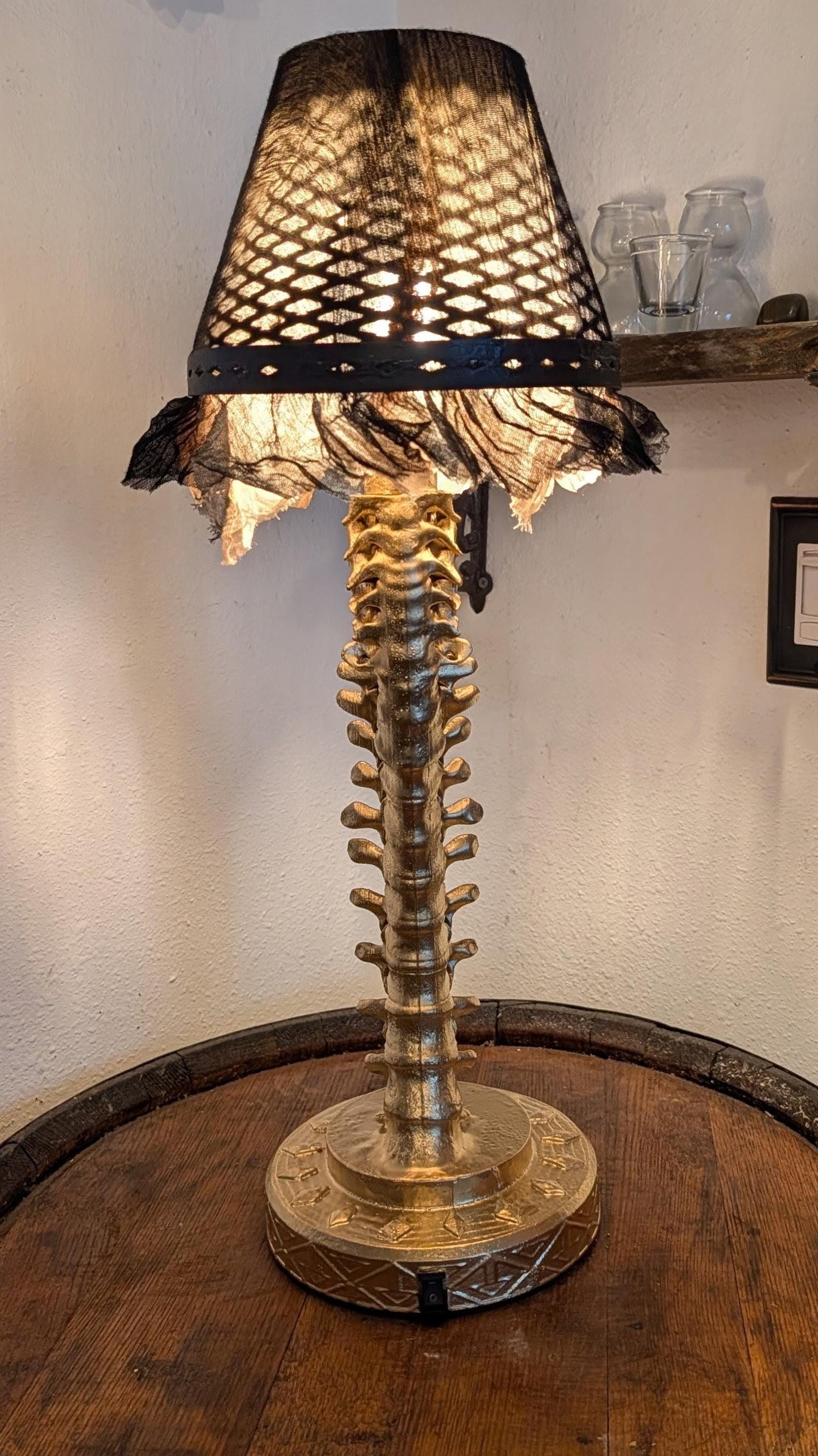 Handmade Gothic Spine Lamp – Gold Vertebrae Skeleton Light