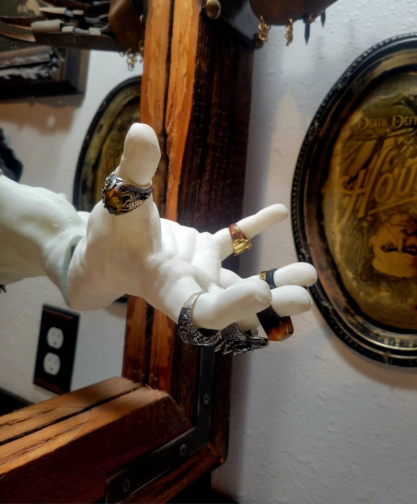 Adams Family Thing Ring Holder: Stick-On Display