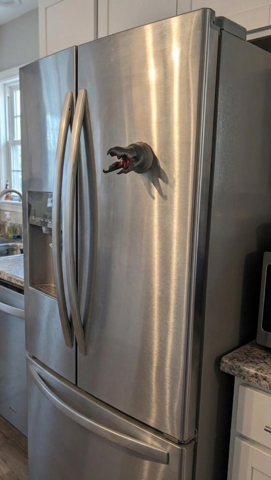 Tremors Graboid realistic refrigerator magnet